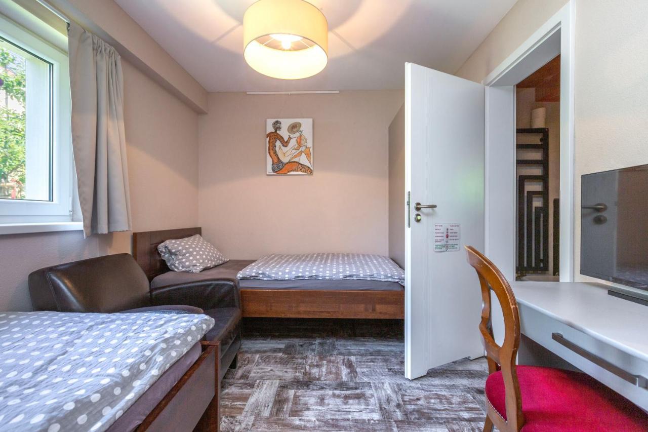Bnb Comfort Guesthouse Olten - Lostorf Ngoại thất bức ảnh